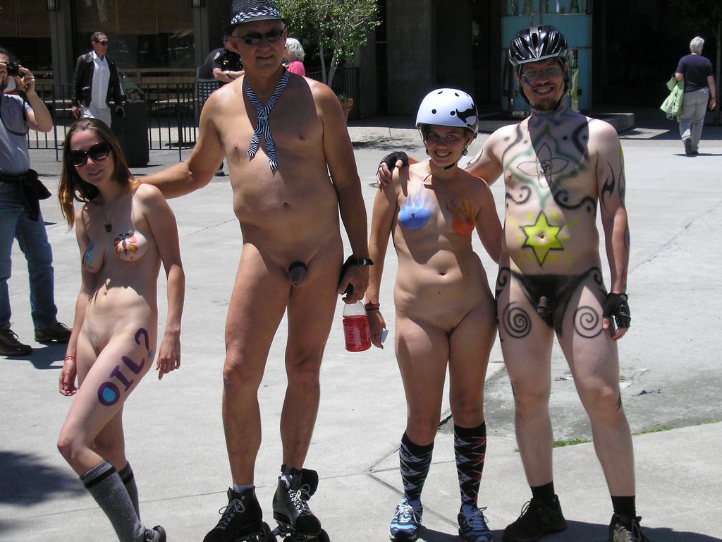 World Naked Bike Ride San Francisco 6-13-2009 - by oldsterxxx - CC BY-SA 2.0