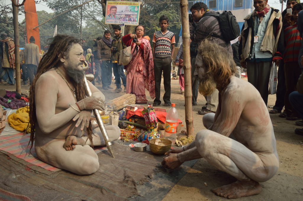 the-hindu-naga-or-naked-or-digambara-or-sky-clad-sadhu-by-biswarup-ganguly-cc-by-3-0