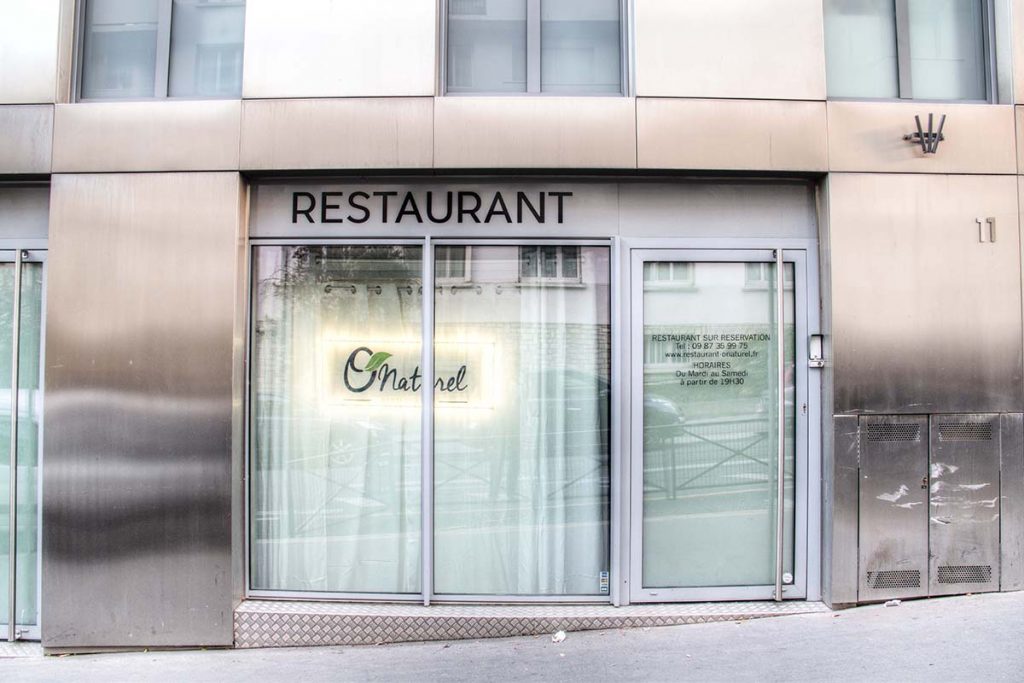 O'Naturel: The nudist restaurant in Paris
