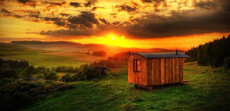20 Amazing Airbnb rentals perfect for nudists