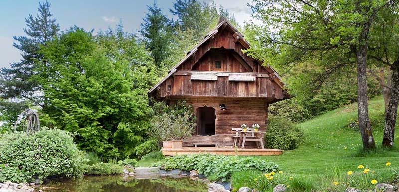 20 Amazing Airbnb rentals perfect for nudists