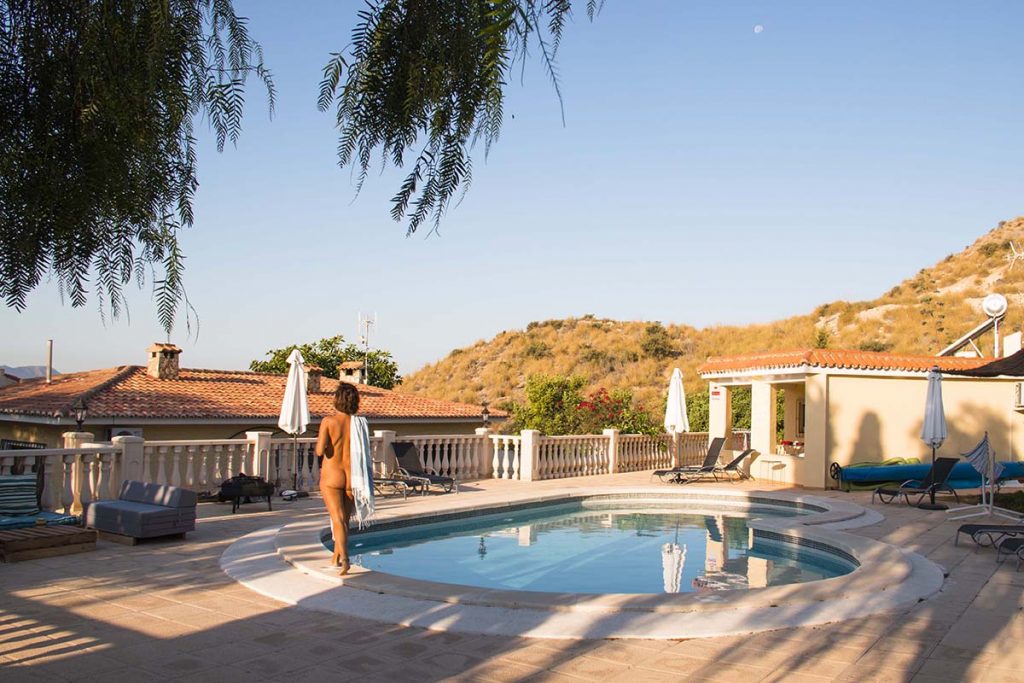 Nude Vacations near Alicante in Spain