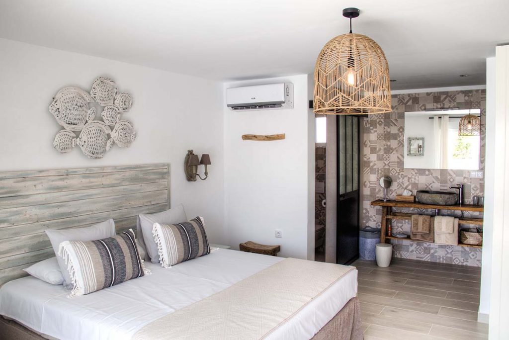 Finca Pura Clothing Optional Guestrooms near Alicante, Spain