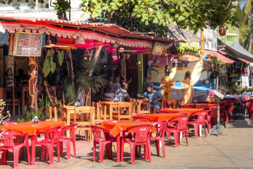 Where to sleep, eat and drink in Zipolite