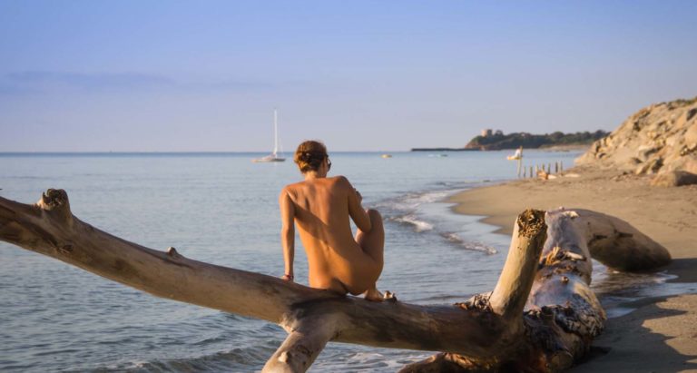 FKK in Corsica: A Naturist Paradise on a French Island
