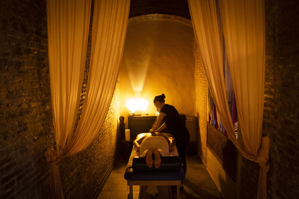 Naturism in an Arab Bath in Andalucia - Baños de Elvira