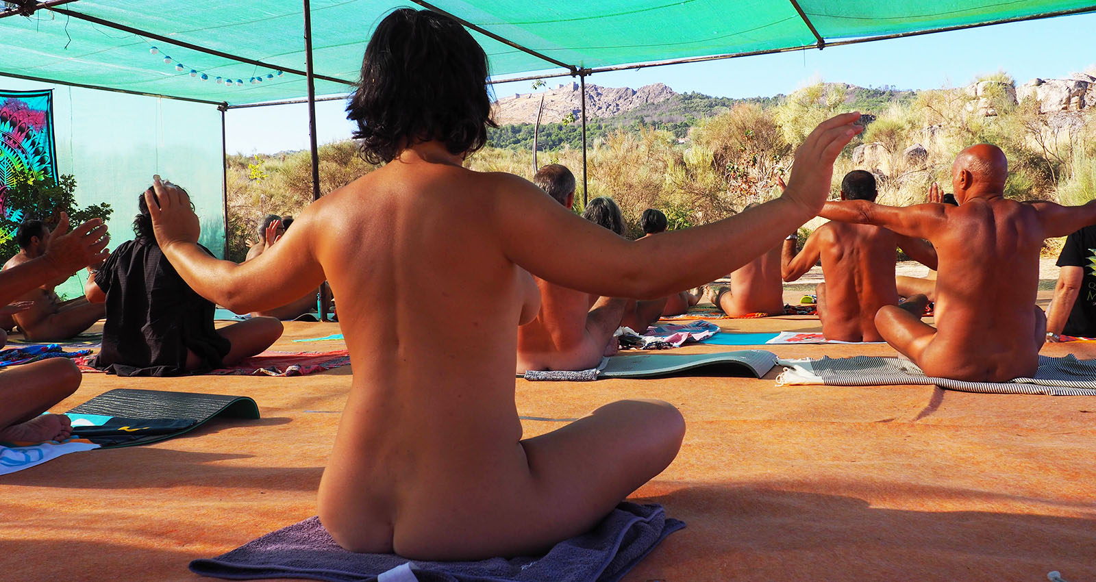 The naturist microculture