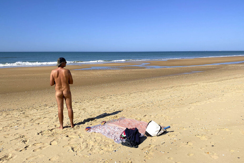 Why we need more Nude Beach Clubs
