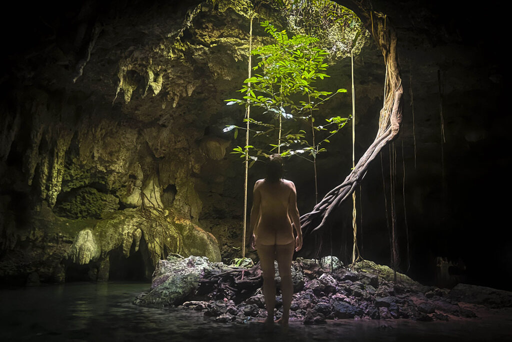 Naked in Mexico: Zipolite vs Riviera Maya