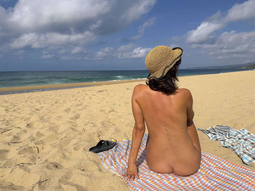 10 Things You Should Know Before Going to a Nude Beach for the First Time