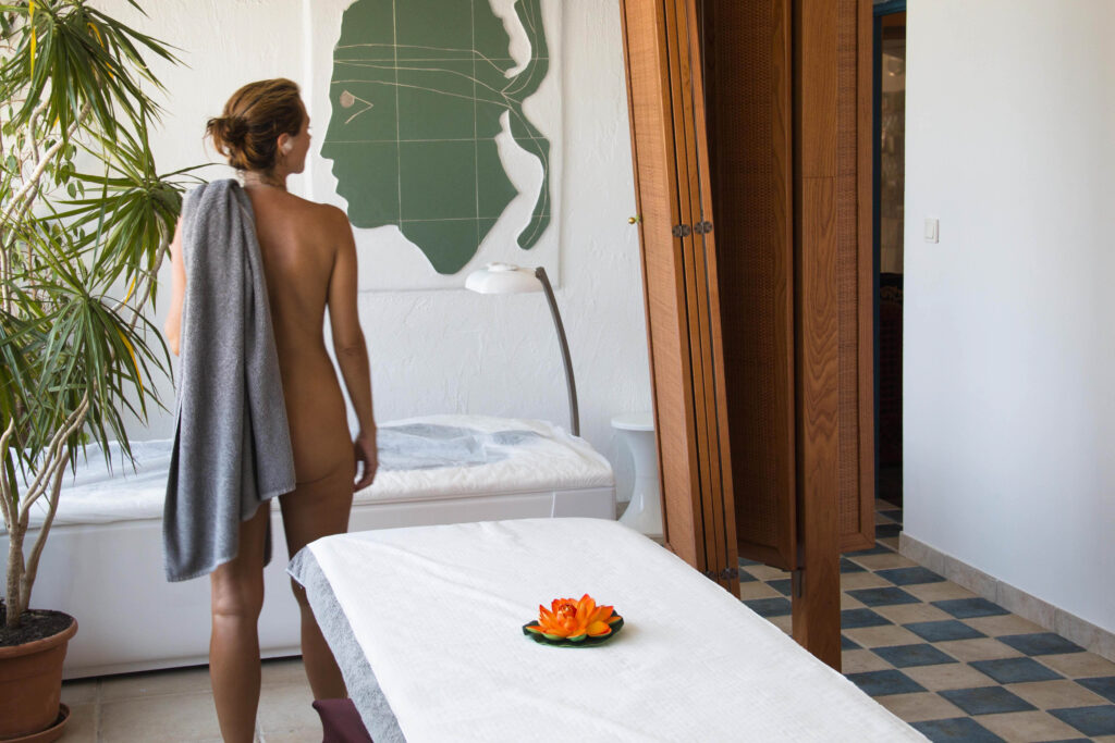 Work naked: how to find a naked job