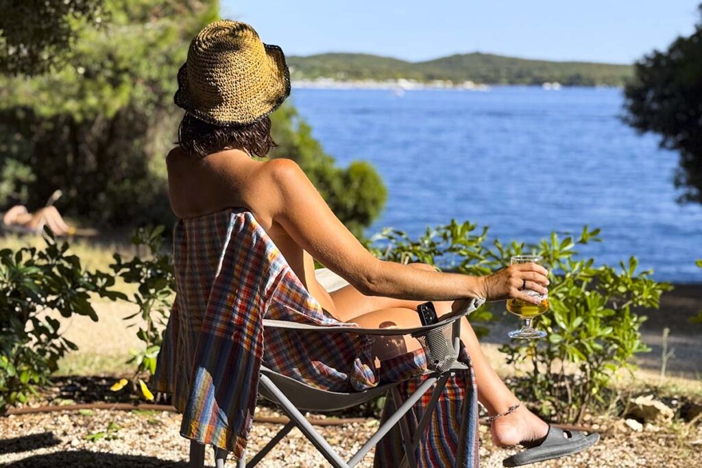 The Joys and Sweats of Summer Clothes-Free Travel